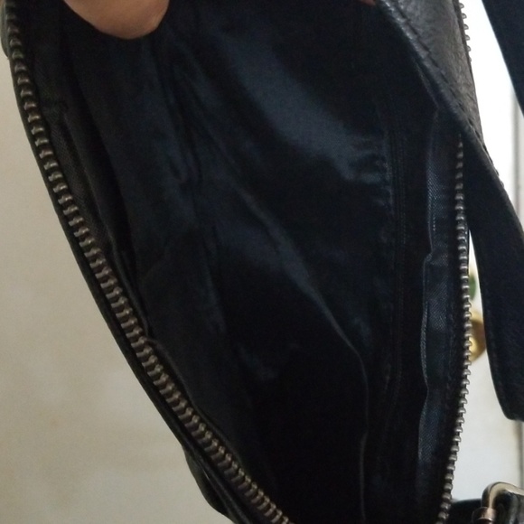 COPY - Design Fringe Purse - Picture 3 of 3